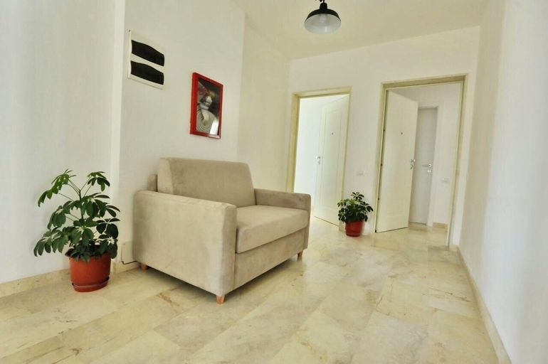 Others 3, Boutique Hotel Vila Drini, Kavajës