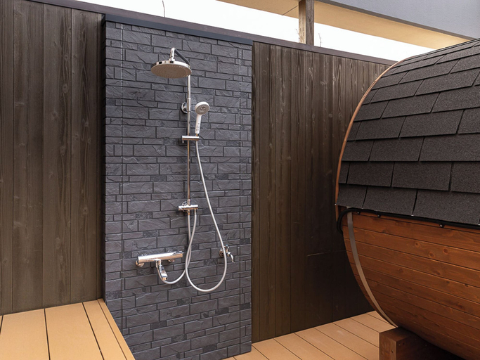 Bathroom 4, Shionomaru, Imabari