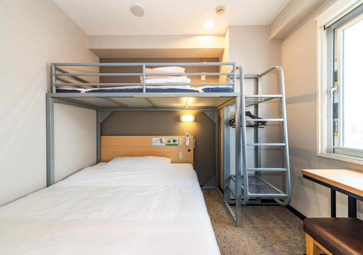 Bedroom 2, Super Hotel Yokkaichi Route 1, Yokkaichi