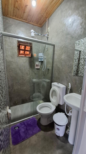 Bathroom 2, Pousada Paineira, Serro