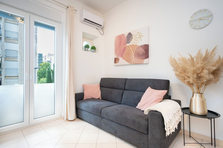 Others 5, Apartment Karmen, Split