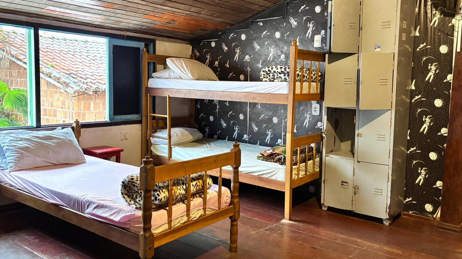 Others 4, Casa Lee Hostel, Parati