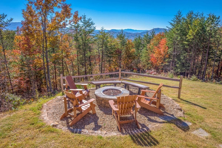 Property grounds 5, Summit Castle, Sevier