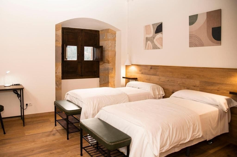 Room 5, Palacio Soran, Guipúzcoa