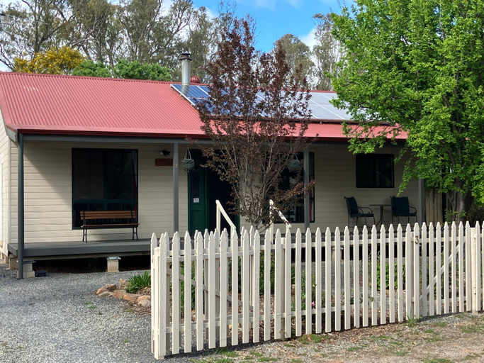 Exterior & Views 5, Auburn Hideaway, Clare and Gilbert Valleys