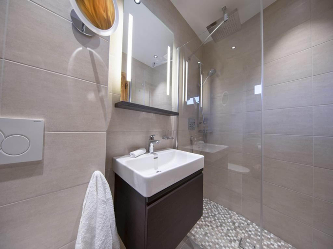 Bathroom 4, Chalet Retreat near Kitzbuhel Alps, Zell am See