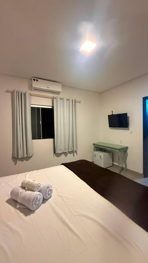 Bedroom 4, Chales e Camping Bela Vista, Pirenópolis