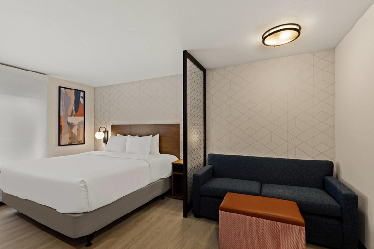 Room 2, Everhome Suites Salem, Marion
