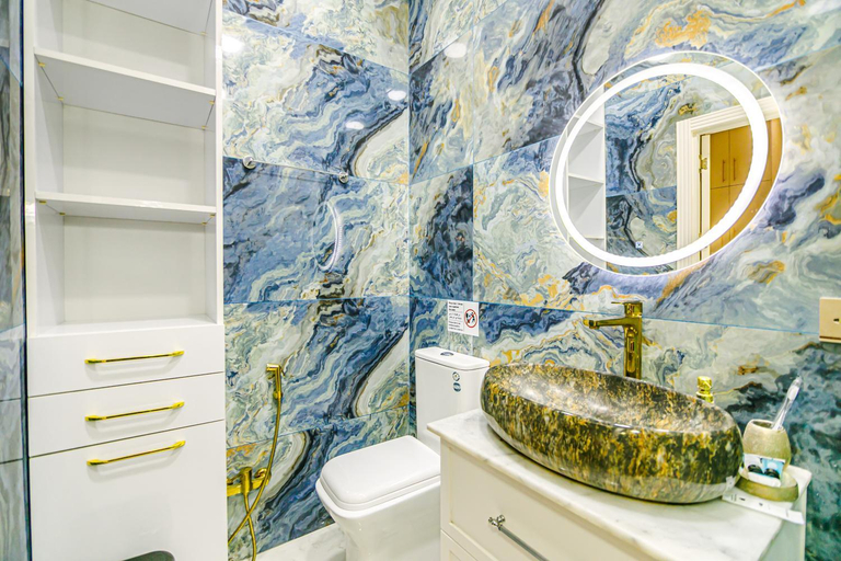 Bathroom 2, CHARM Luxury Apartment on BAKU, Baku