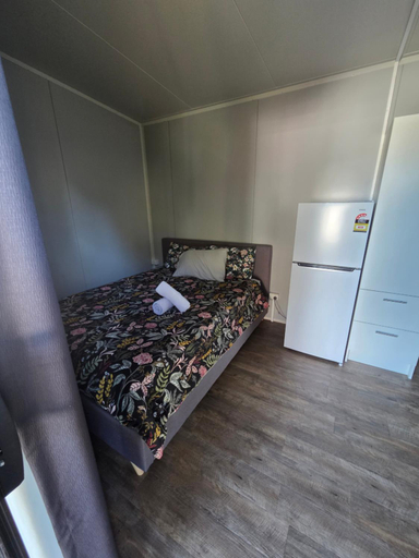 Bedroom 2, Carmila Caravan Park & Cabins, Broadsound