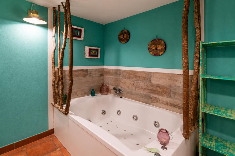 Others 3, Apartamentos Rurales & Spa La Barcena, Cantabria