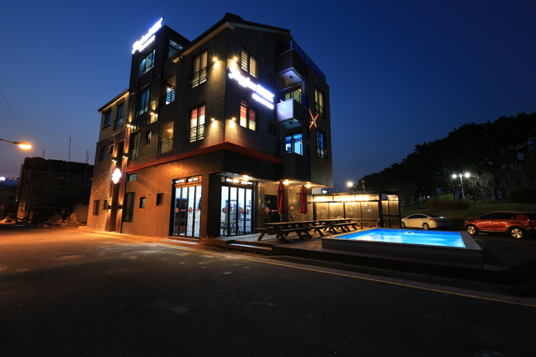 Exterior & Views, Boryoung eagle spark pension, Boryeong
