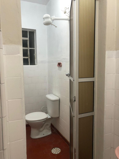 Bathroom 5, Hotel Eldorado, Eldorado