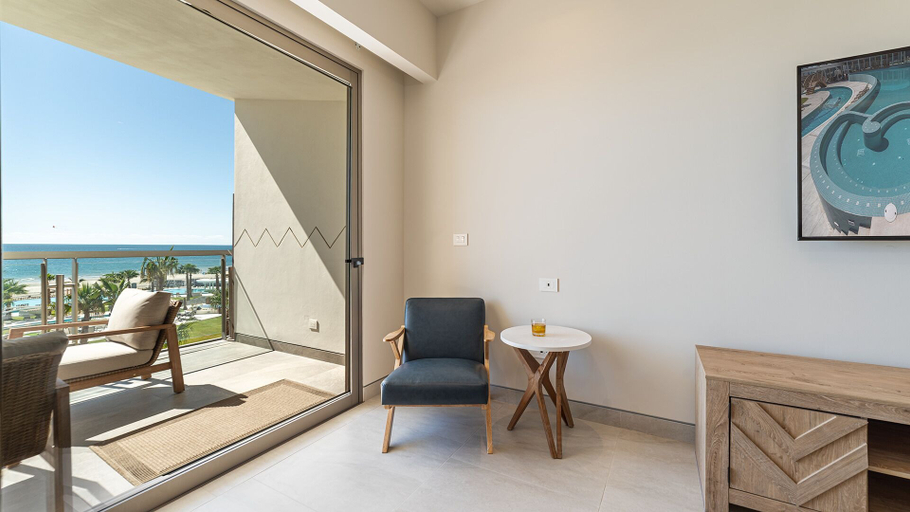 Interior 4, Beachfront Paradise 4br/4ba Elegant Condo With Breathtaking Views, Puerto Peñasco