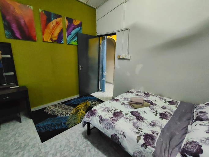 Bedroom 3, HOMESTAY OPAH (MUSLIM ONLY), Kerian
