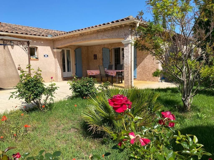 Exterior & Views 2, Mas de la Cigaline  Var, Var