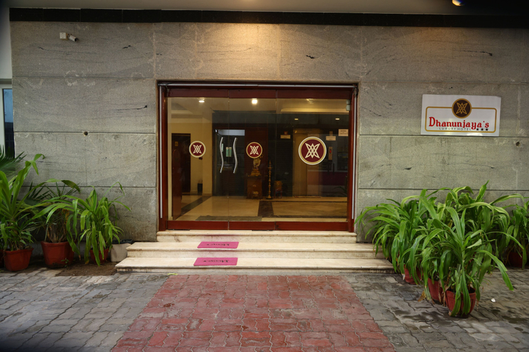 Exterior & Views 2, Dhanunjaya's Luxury Hotel, Krishnagiri