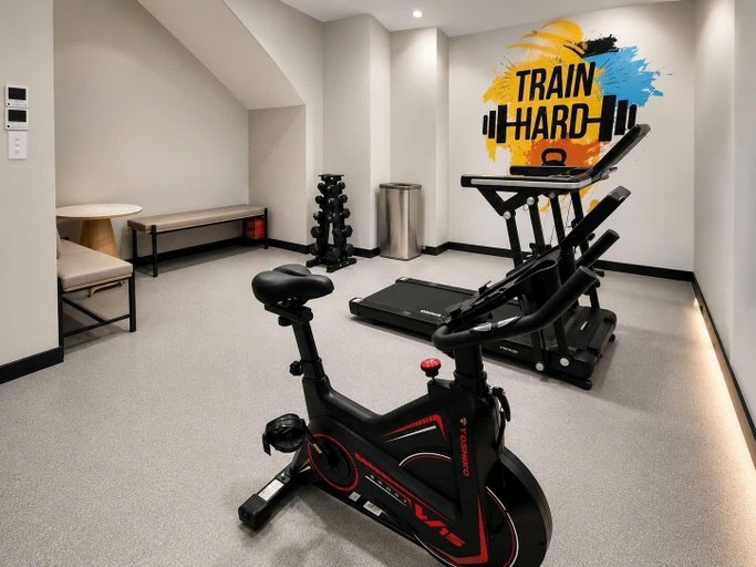 Gym, Sevendays Hotel, Đức Hòa