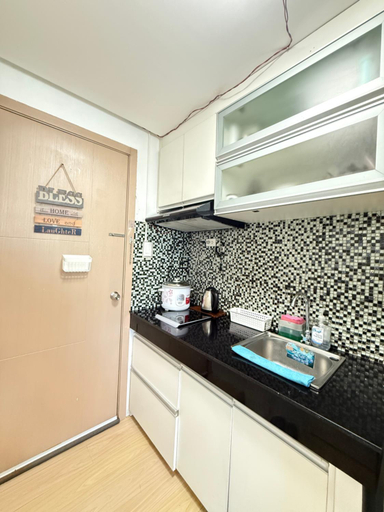 Others 4, MPlace Condominium, Quezon City