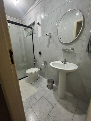 Bathroom 2, Hotel Brasil Pindamonhangaba, Pindamonhangaba
