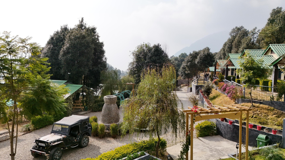 Property grounds 2, Kumaoni Karavan Camps & Resort, Nainital