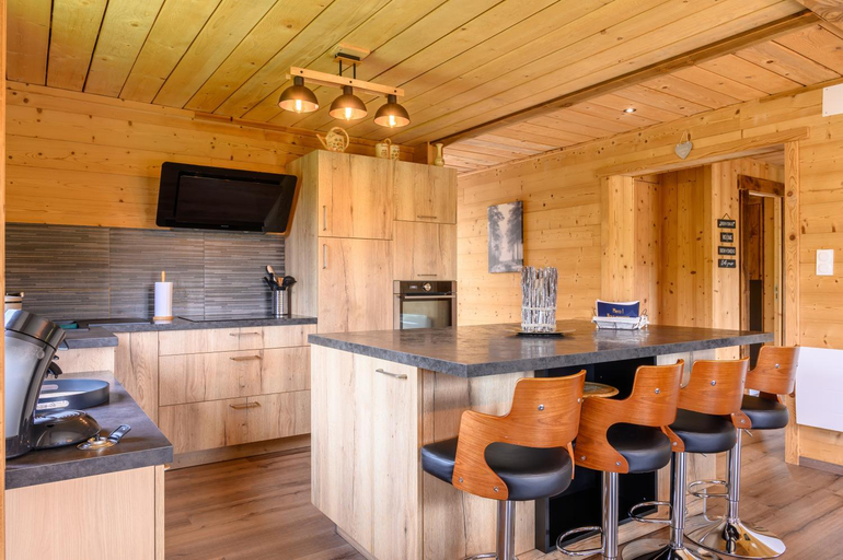 Others 5, Chalet le Brusyna avec jacuzzi, Vosges