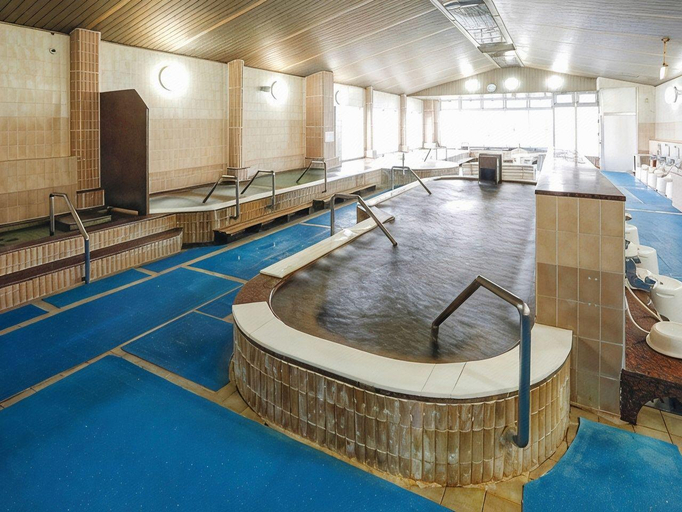 Sport & Beauty 5, Niko Niko Capsule Hotel, Fukuchiyama