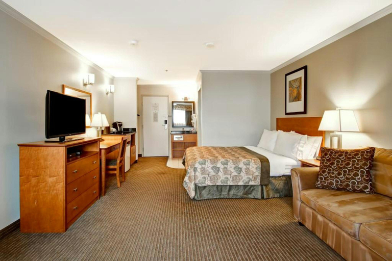 Bedroom 3, Canalta Jurassic – Drumheller, Division No. 5