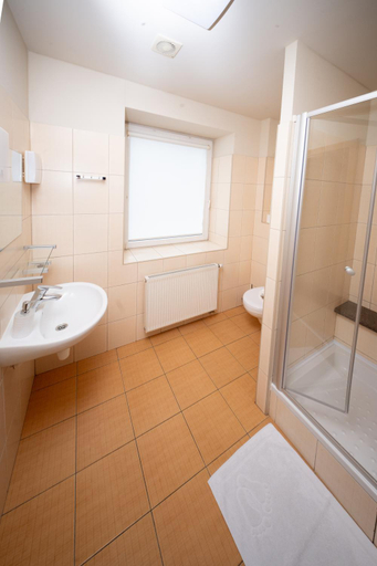 Bathroom 3, Zawoja1560 Apartamenty przy Aptece, Sucha