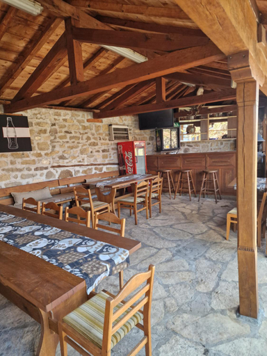 Food & Drinks 3, Престиж, Veliko Tarnovo
