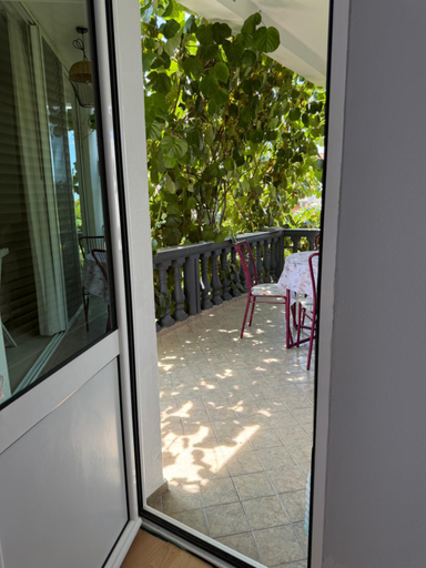 Others 5, President Holiday home