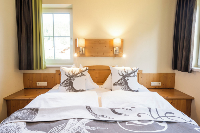Room 5, Hotel Jagdhof, Sankt Johann im Pongau