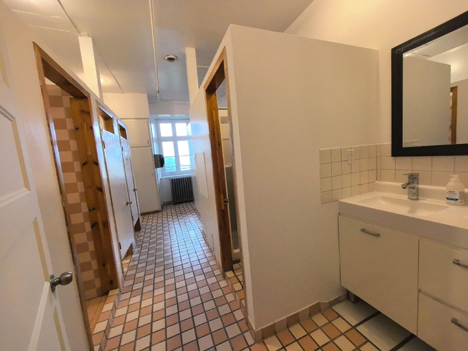 Bathroom, Auberge du Couvent, Portneuf