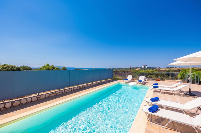 Sport & Beauty 4, Villa Xenia, Ionian Islands