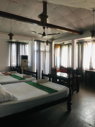 Bedroom 2, Amadio Beach Resort, Hikkaduwa
