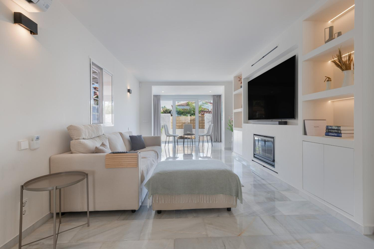 Bedroom 2, Luxurious And Modern Family Home, Málaga