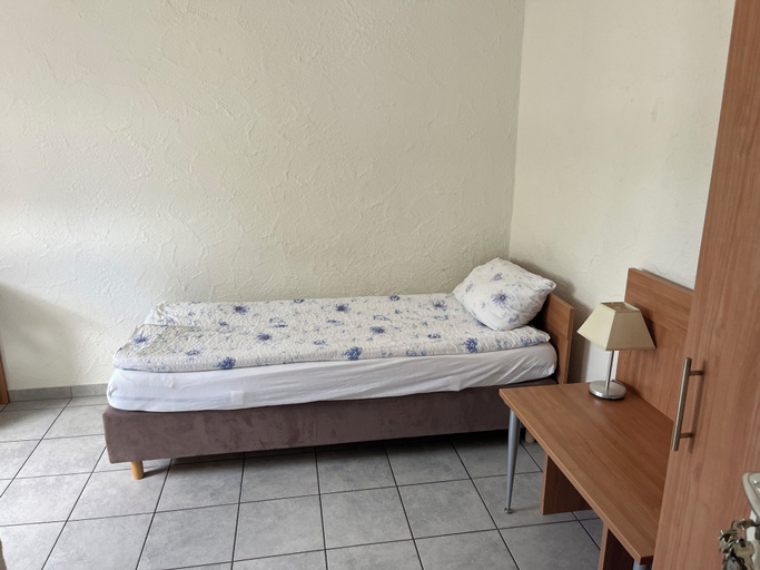 Room 5, Brigittes Fremdenzimmer, Böblingen