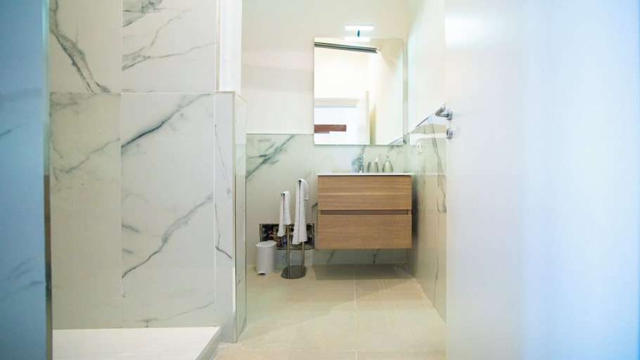 Bathroom 3, La Casa della Zia, Palermo