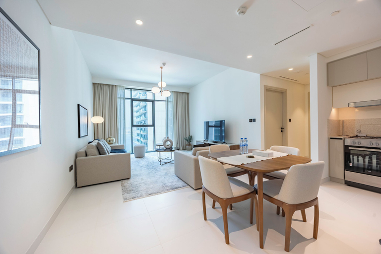 Living area 2, Bloomfields 1BR Marina Vista Emaar, Dubai