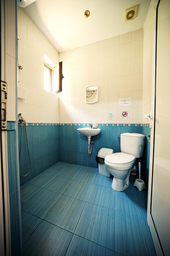 Bathroom, Бунгала Дара, Karlovo