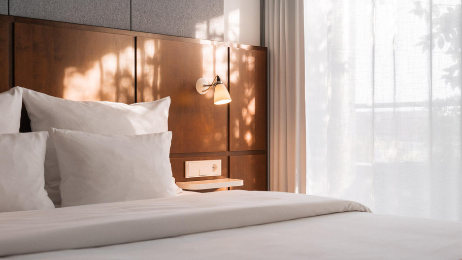 Bedroom 2, Ruby Lilly Hotel Munich by IHG, München