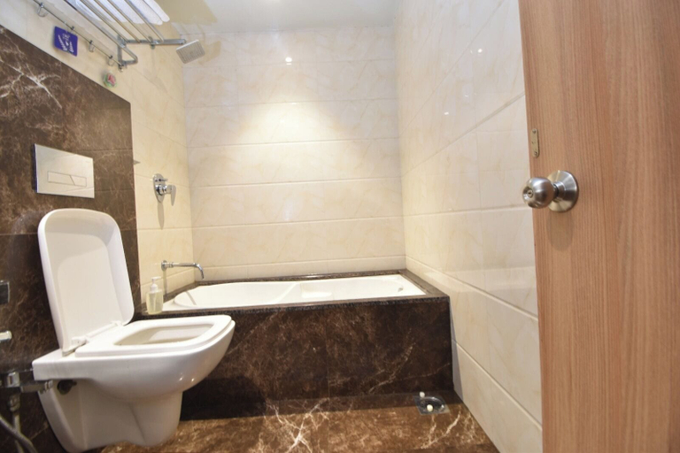 Bathroom 4, Hotel Royal Oak, Thane
