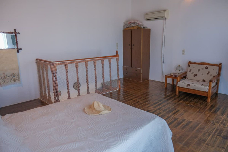Room 5, Breeze - Getaway in Samos w Serene Sea View, North Aegean