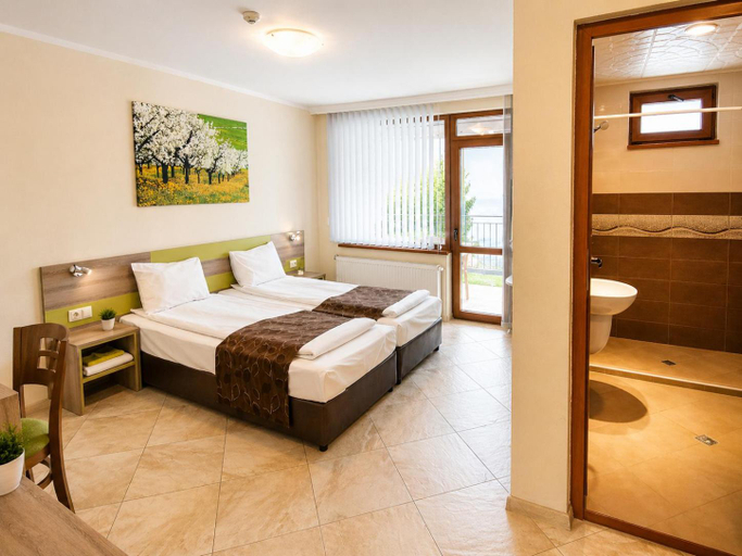 Bedroom 2, Къща за гости Пролет, Sevlievo