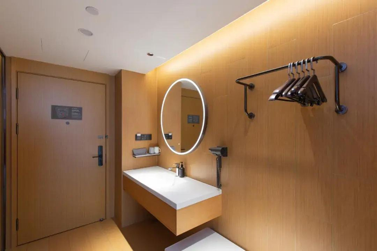 Bathroom 3, Ji Hotel Tianjin Wuqing Daguangming Center, Tianjin