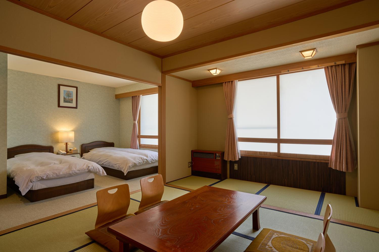 Bedroom 3, Nishihoppo Onsen HOTEL, Yamanouchi