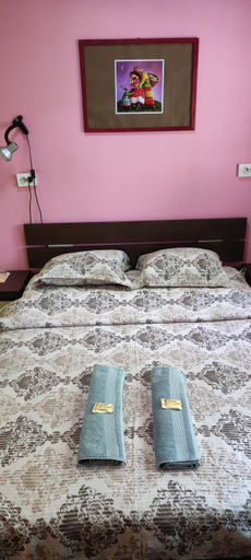 Bedroom 4, Стаи за гости ОРЕХА Троян Private rooms Oreha, Troyan