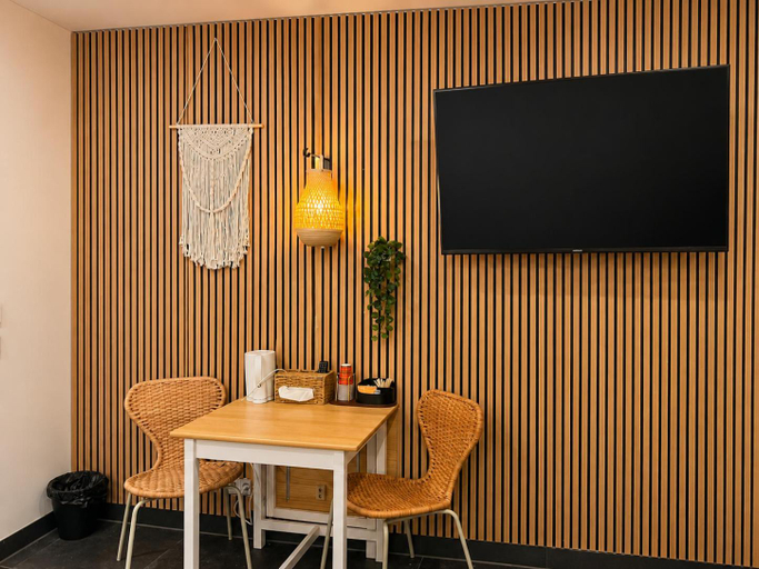 Others 5, Wellness Suite Zeist, Zeist