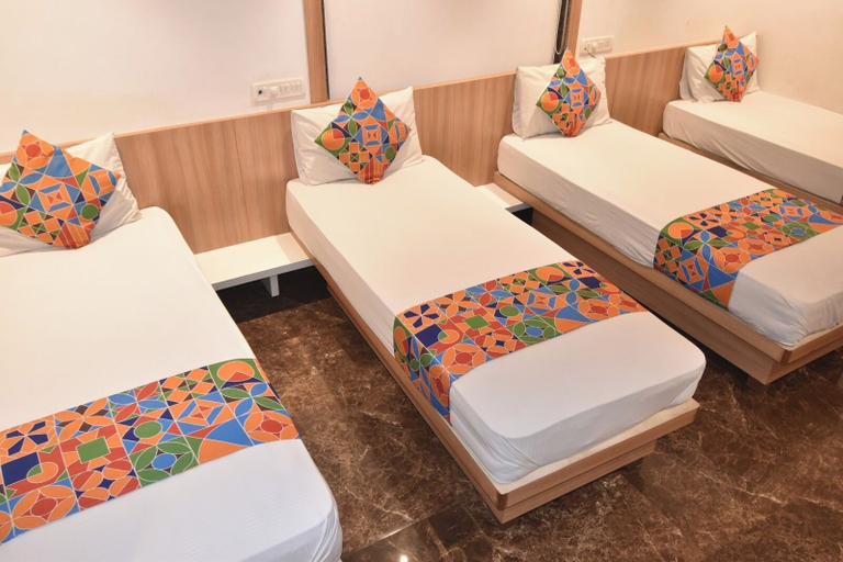 Bedroom 3, Hotel Royal Oak, Thane
