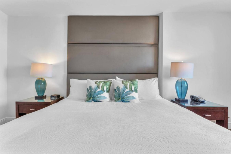 Bedroom 2, Eternal Sunrise, Broward